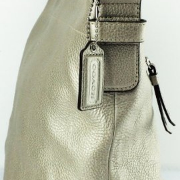 Authentic coach purse - Picture 9 of 10